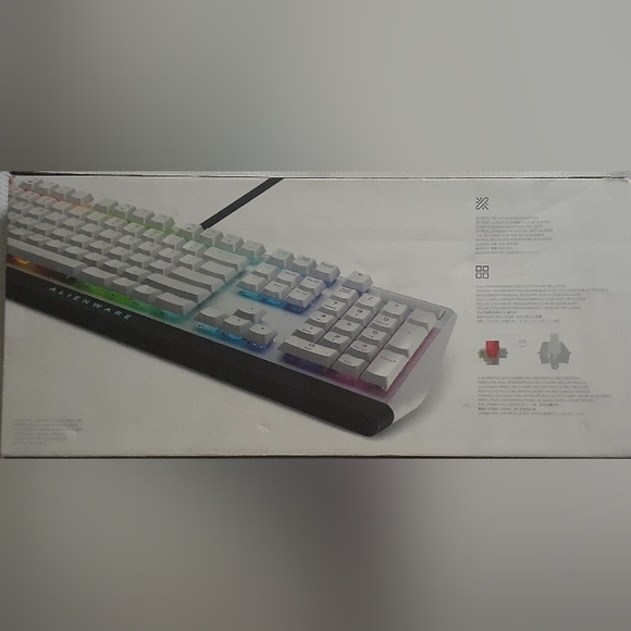 Alienware Keyboard - Picture 9 of 10